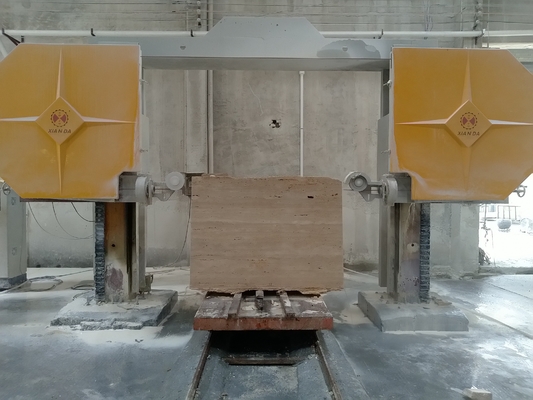 Máquina de sierra de alambre de diamante CNC con mesa giratoria de 360°