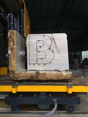 Máquina de sierra de alambre de diamante CNC de cuatro huso