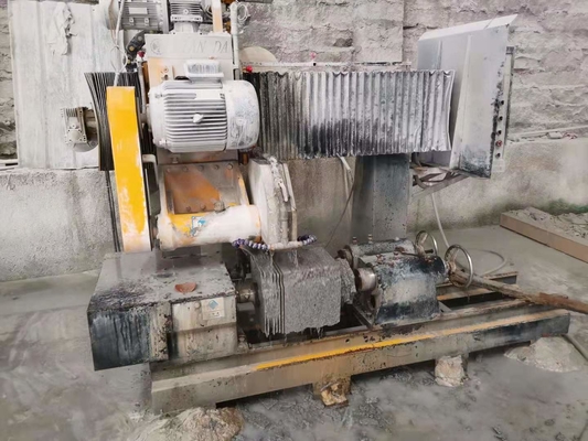 Máquinas de perfilado de piedra CNC de dos baluster para el corte de piedra preciso