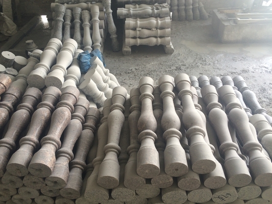 Cuatro piezas de máquina de corte de balustres con corte alto
