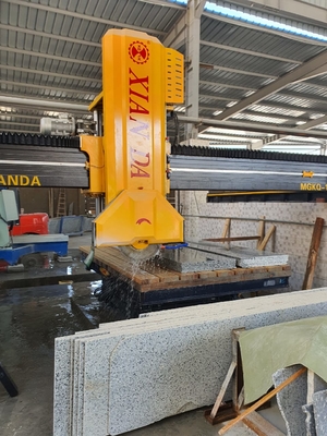 57/67kw Cuatro columnas máquina de corte de bloque medio con 2200-2800 mm de diámetro de la hoja