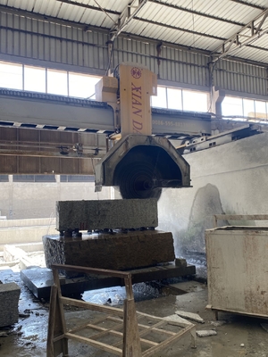 Máquina de corte de puentes de bloques de alta precisión para el consumo de agua y el sistema de seguridad de 15m3/h