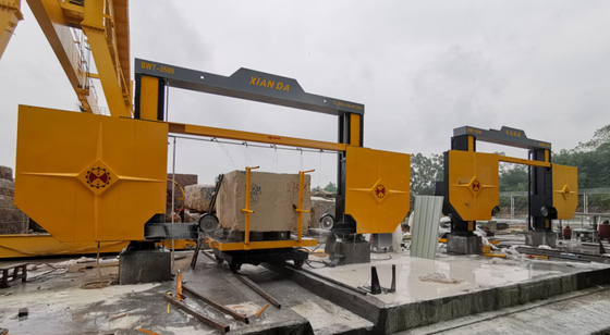 Máquina de serrado de alambre de diamante para el aderezo de bloques por PLC