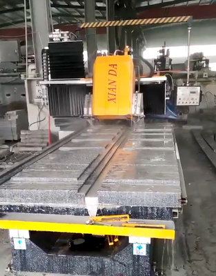 Máquina de corte de perfiles lineales PLC/CNC para balustras cuadradas, curvas lineales