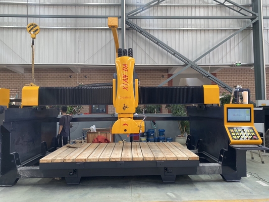 Máquina de corte de puente de sistema CNC de enlace de 5 ejes con función de memoria para apagar la energía