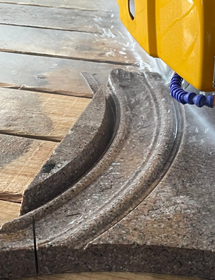 Máquina de corte de puentes CNC de 5 ejes con múltiples funciones para formas 3D