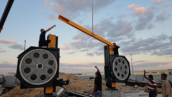 Máquina CNC de 4 ejes con motor principal de 11 kW con certificación CE para mecanizado rápido y preciso