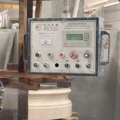 Máquina de perfilado CNC de columna y base para moldear y cortar con precisión
