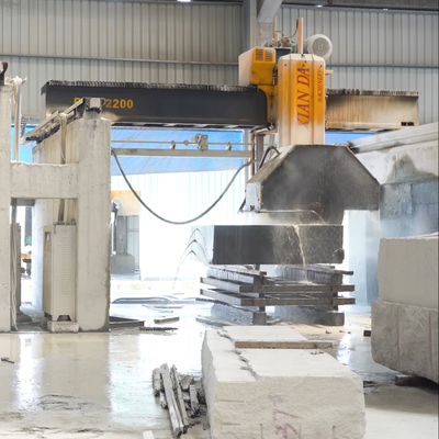 Diámetro máximo de la hoja 2500mm/2800mm Máquina de corte de sierra de puente para el procesamiento preciso y de piedra