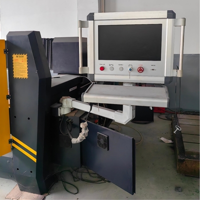 Centro avanzado de mecanizado CMC con cambio automático de herramientas