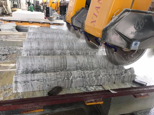 Máquina lineal de perfilado con elevación de pórtico CNC para aplicaciones de perfilado industrial