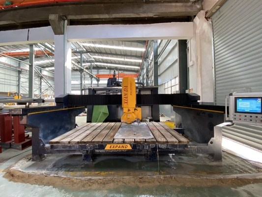 4 Ejes máquina de corte de sierra de puente CNC para cortar fresado perforación de procesamiento de piedra granito mármol cuarzo de cocina encimera de la losa de azulejos del fregadero recorte