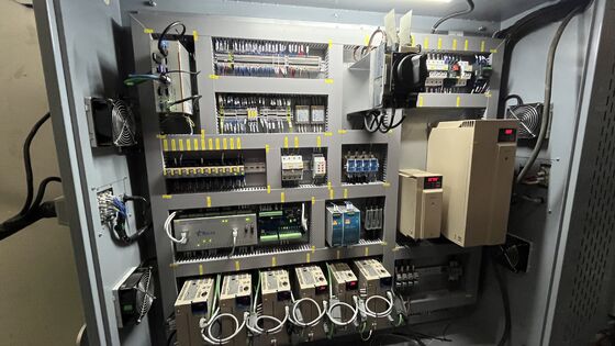 Máquina de corte de puente automática de 5 ejes con sistema DDX para procesamiento de piedra y tamaño máximo de 3200x2000 mm