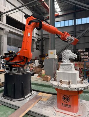 Máquina de corte de piedra de robot CNC de 6 ejes con control interpolado y husillo BT40 para tallado a gran escala de 3100 mm
