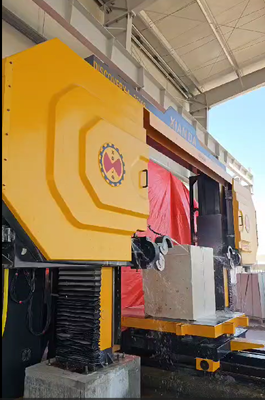 Discovery 4 Máquina de sierra de alambre de diamante CNC con mesa de trabajo servo accionada a 360 ° y velocidad de corte de 20-40 M/S para el corte de piedra de precisión