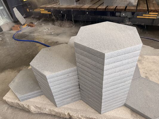 Máquina de corte de sierra de puente CNC de 5 ejes con rotación de 360 ° de la hoja para el procesamiento de piedra de 3200x2000 mm