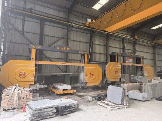 Máquina de sierra de hilo diamantado CNC de cuatro ejes con tamaño máximo de procesamiento de 2500*3000*1500 mm y reductor de alta precisión y servomotor