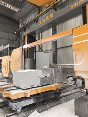 Máquina cortadora de hilo de diamante CNC con husillo de 11 kW, reductor de alta precisión y servomotor para corte de piedra de 2500*3000*1500 mm
