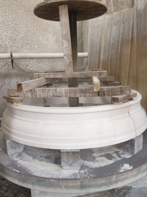 base del casquillo de la columna de la cortadora de la piedra de 2500m m que perfila la máquina